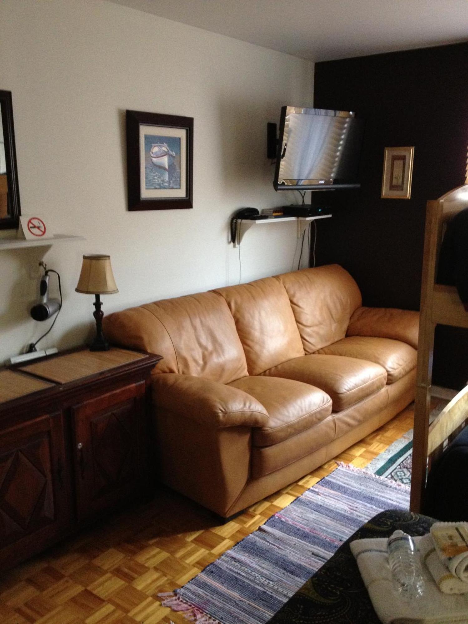 Repos & Manna Downtown Montreal Bed & Breakfast ภายนอก รูปภาพ