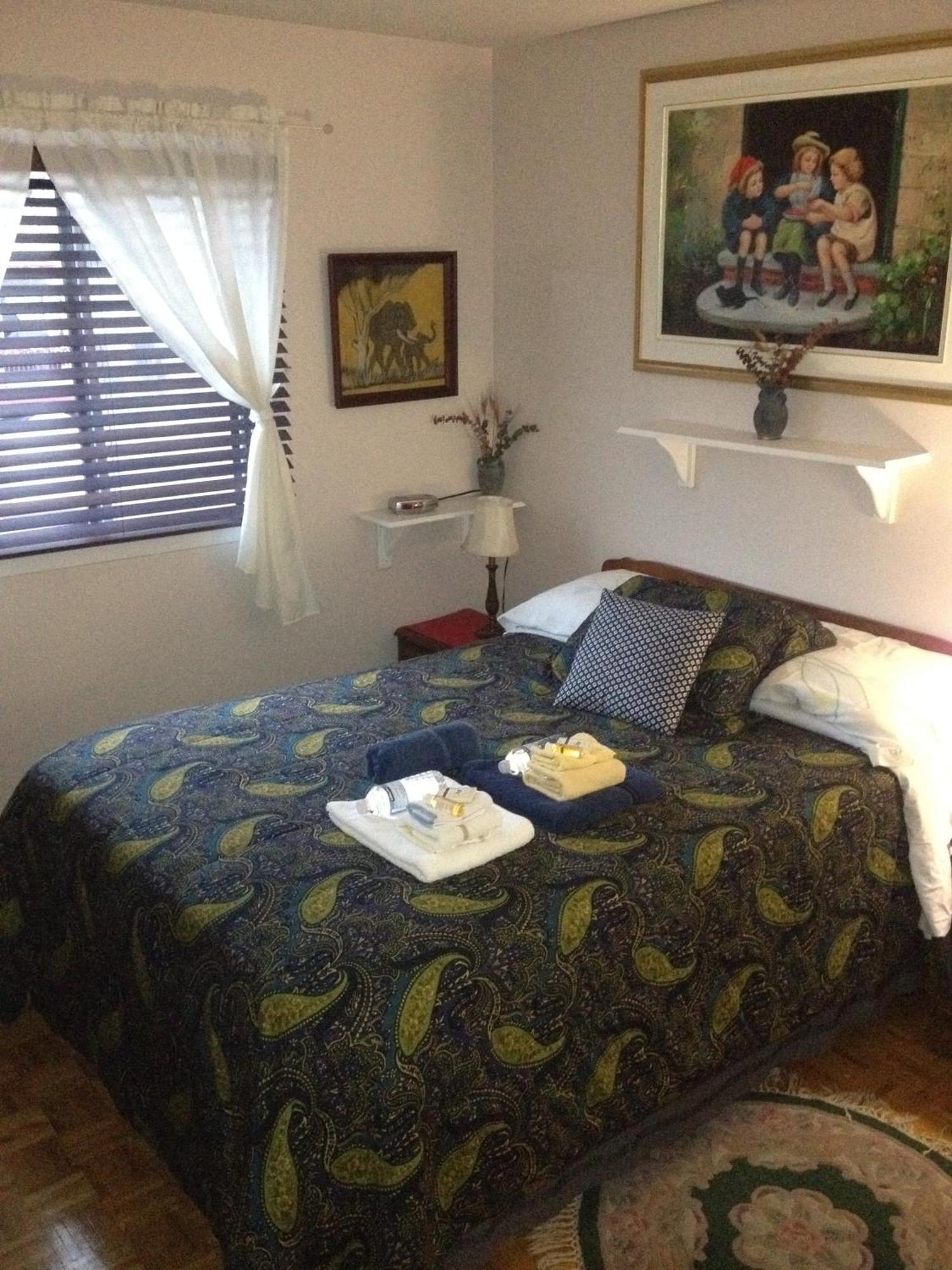 Repos & Manna Downtown Montreal Bed & Breakfast ภายนอก รูปภาพ